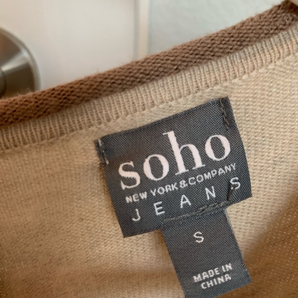 Tan/cream sweater - Picture 1 of 4